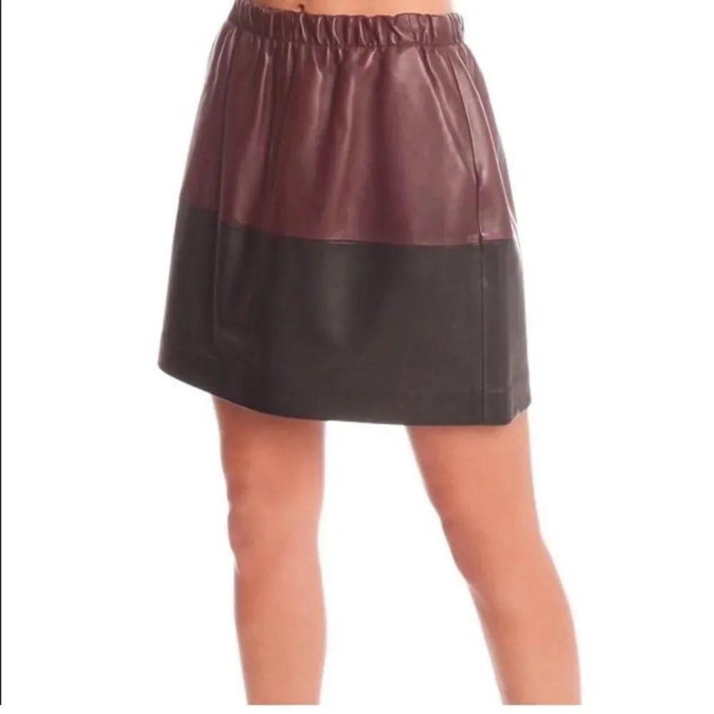 Vince Colorblock Leather Skirt Gorgeous black & burgundy wine w/ elastic waist